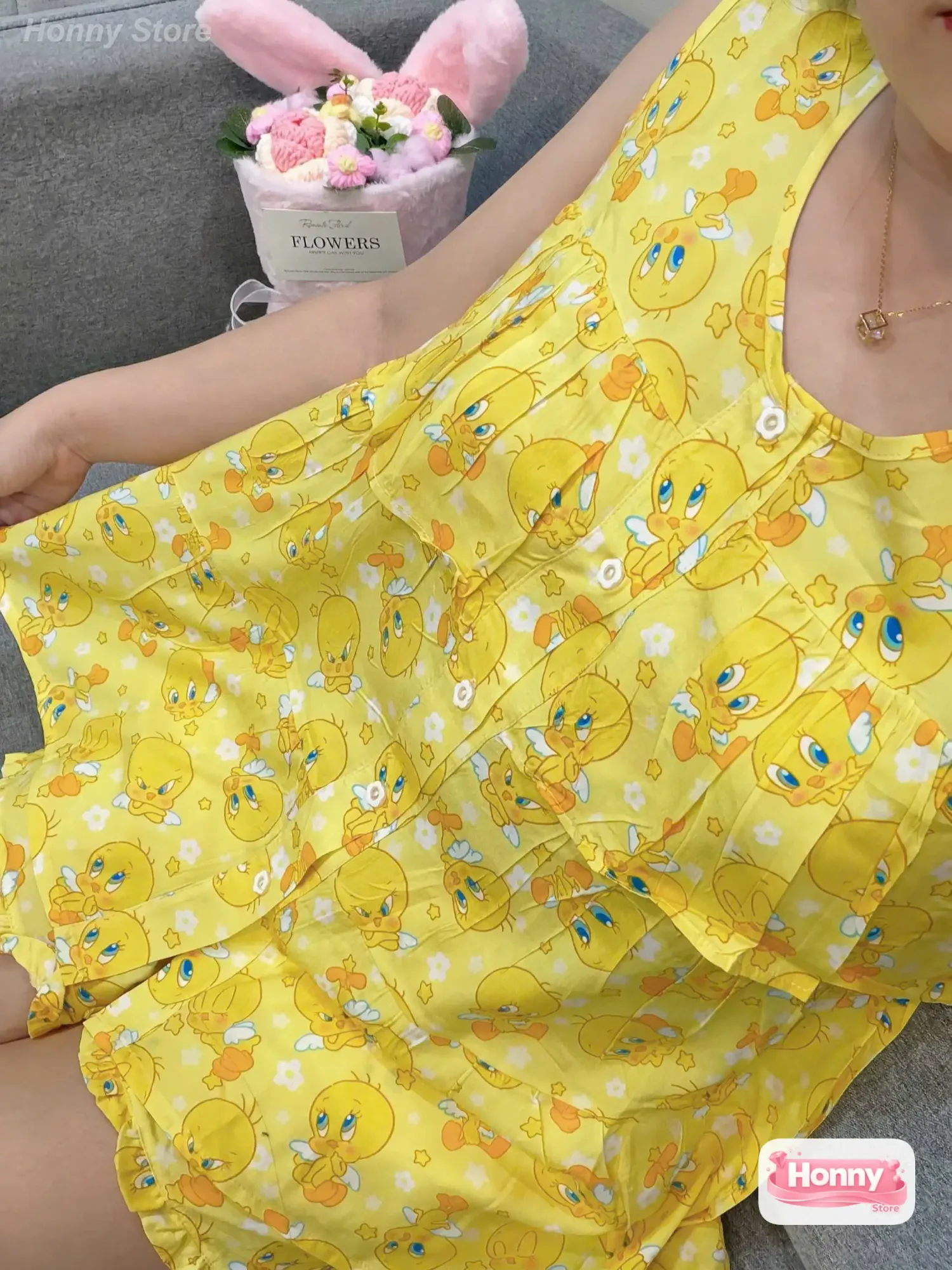 Bộ Đồ Đùi Nữ Lanh F21 Sát Nách Bèo Ngực Áo Xòe Tầng Mặc Nhà Siêu Mát Xinh Xỉu