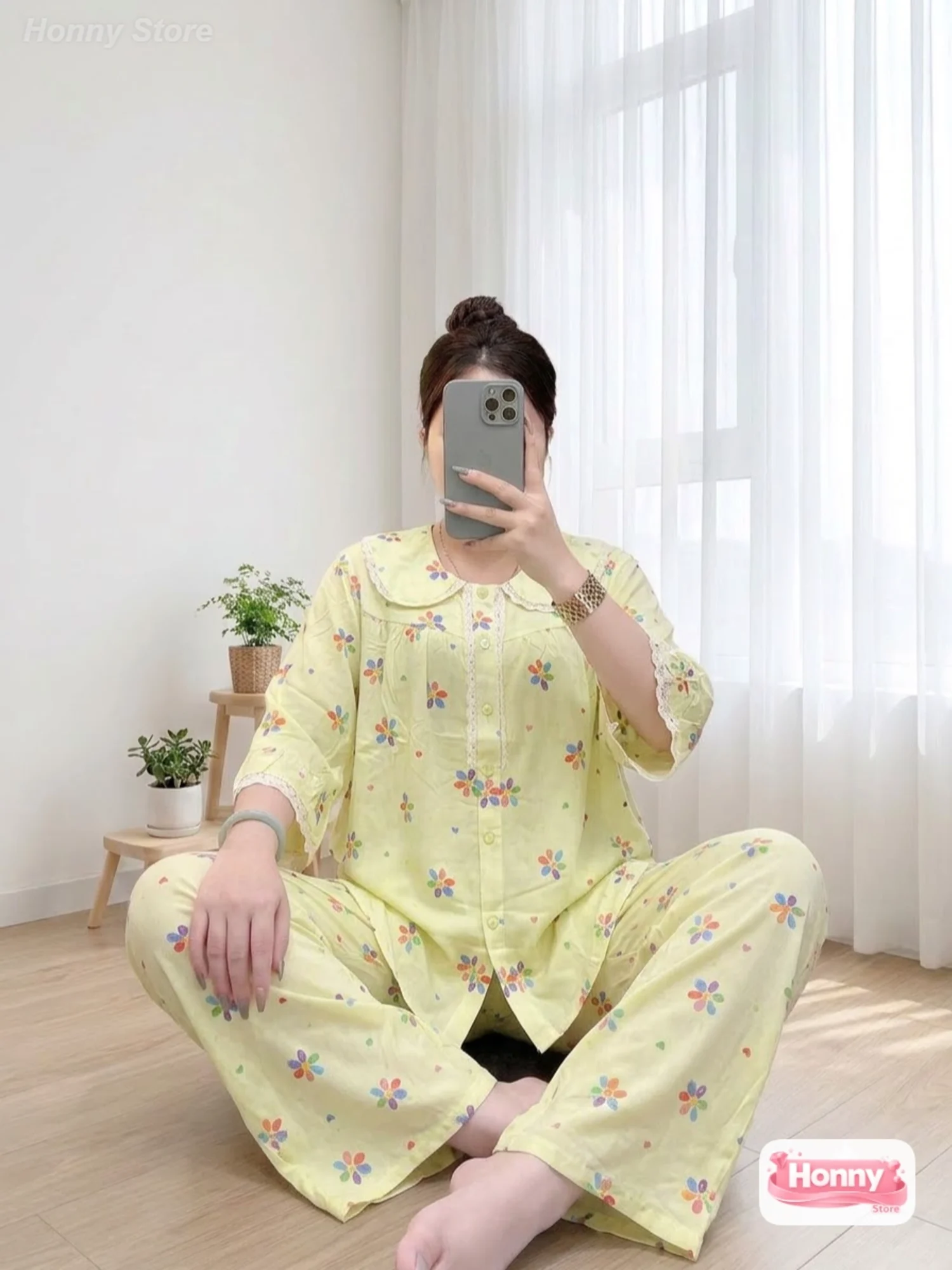 Màu Vàng chanh hoa sắc