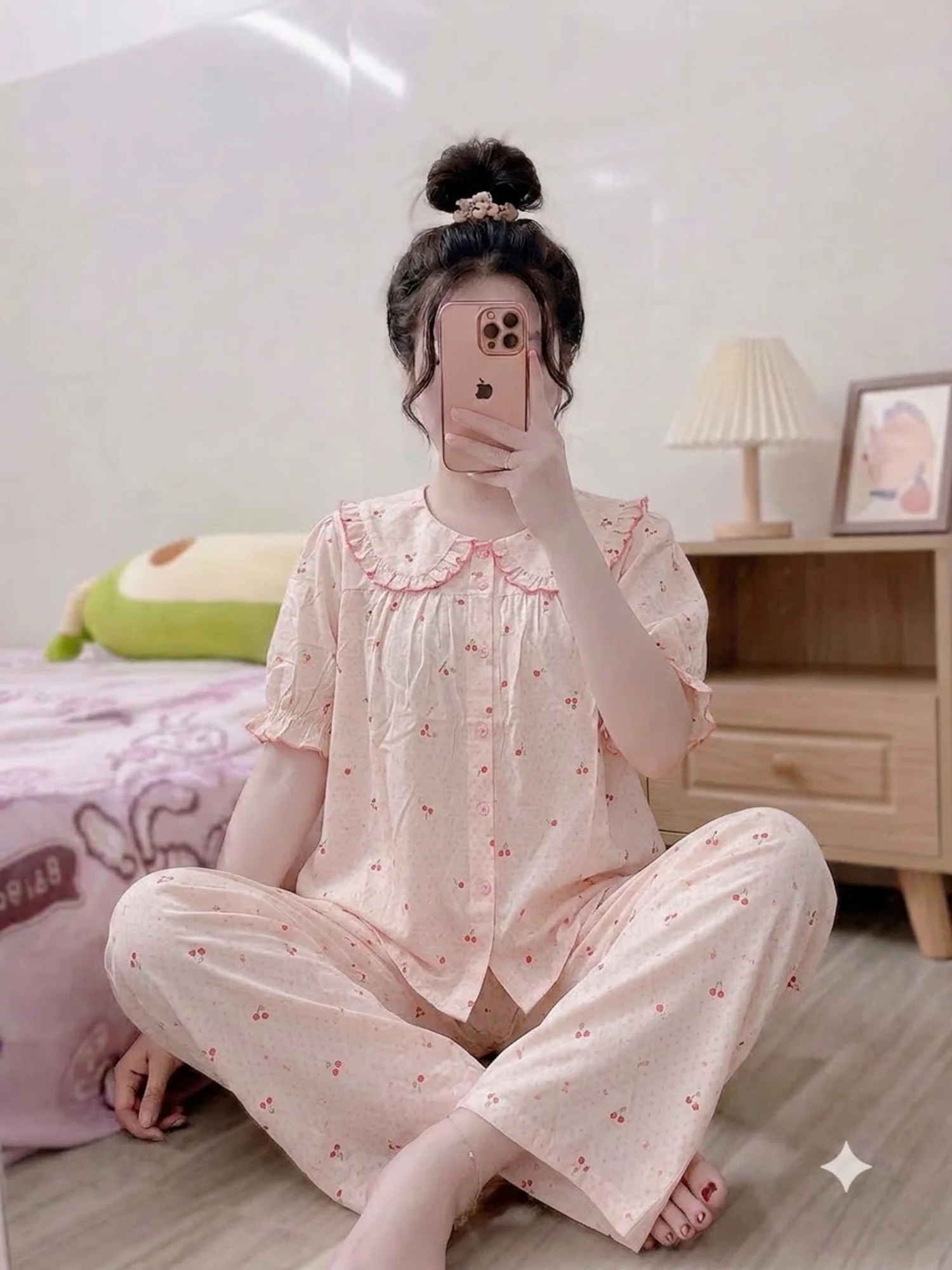 Màu Hồng phấn cherry