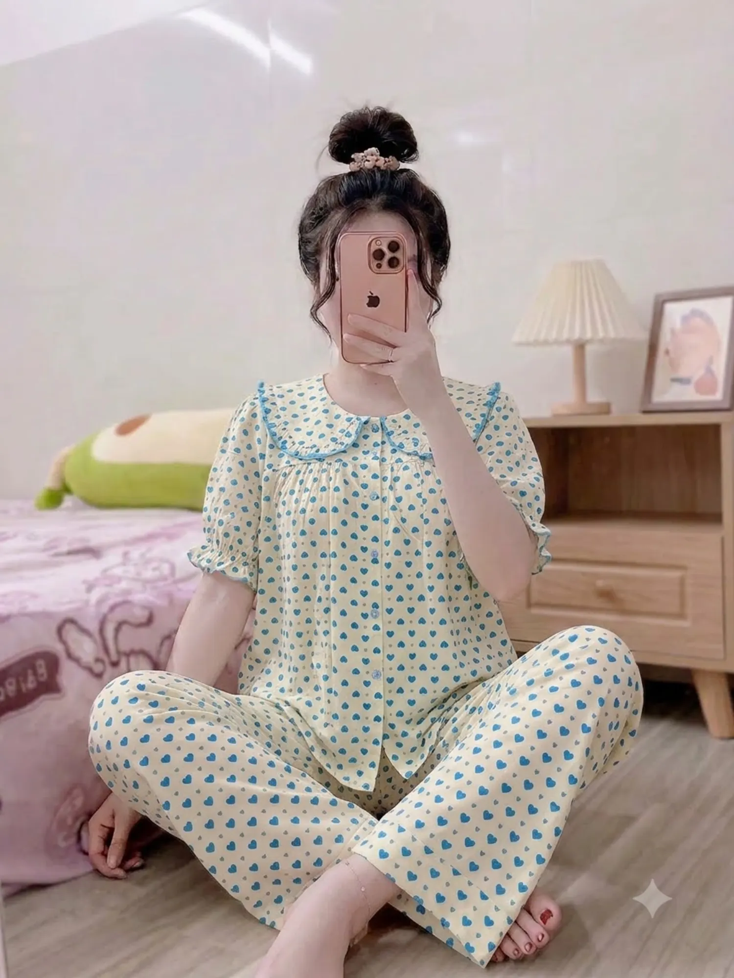Màu Vàng bơ trái tim xanh